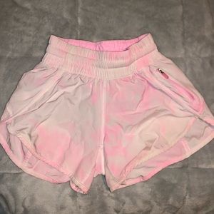 lululemon tracker v shorts.